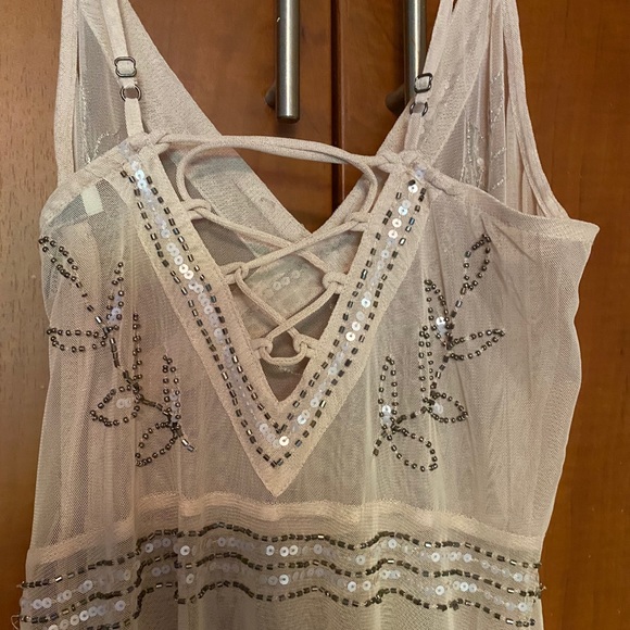 Beaded dress - Picture 4 of 4